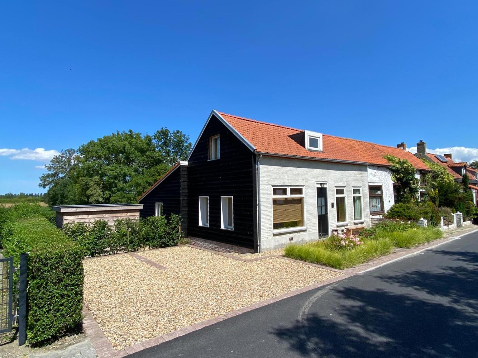 Dijkhuis Driepolders Holiday home Biervliet