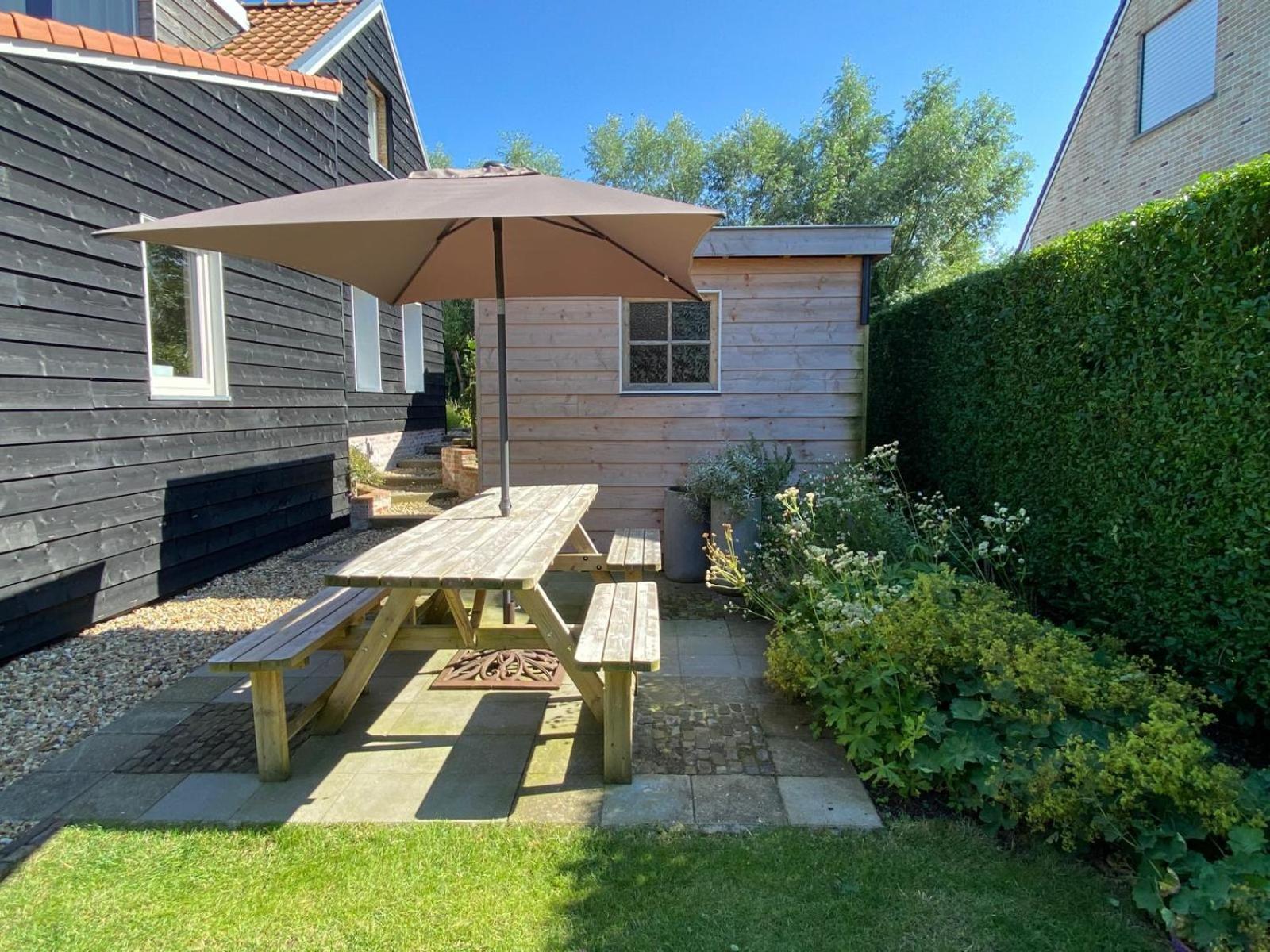 Holiday home Dijkhuis Driepolders Biervliet